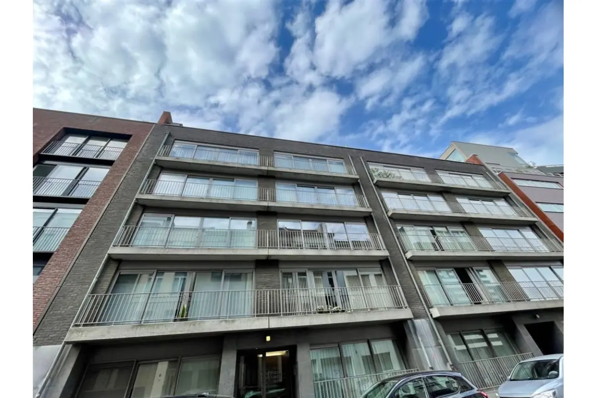 Appartement te  huur in Antwerpen 2000 1400.00€ 2 slaapkamers 102.00m² - Zoekertje 793770