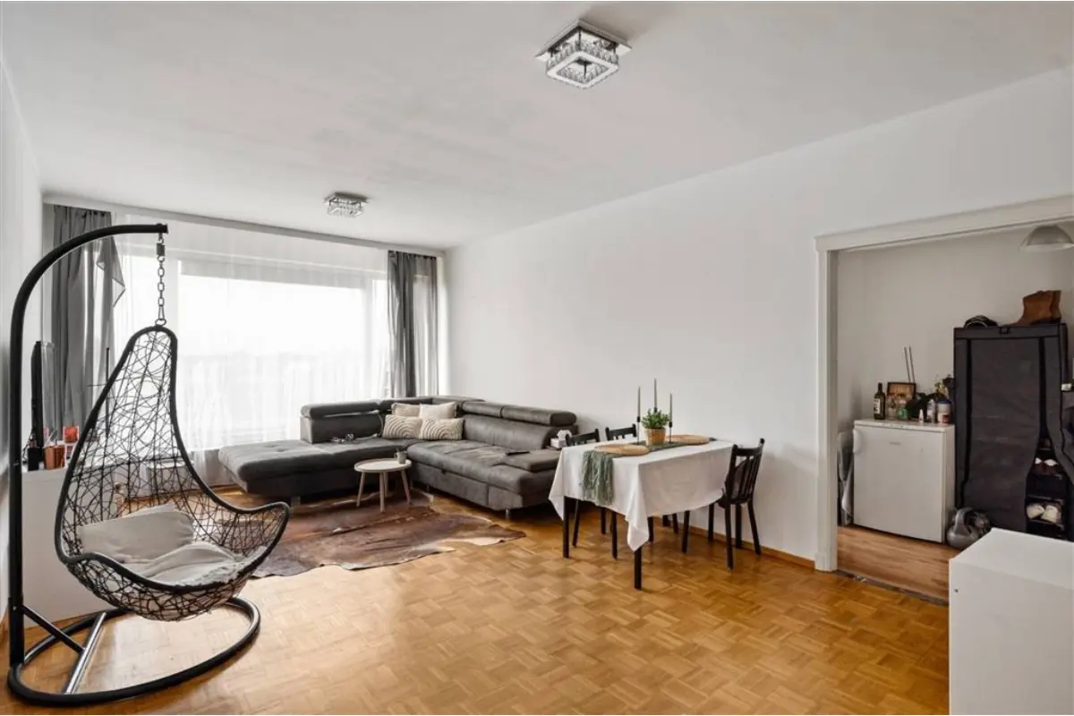 Appartement te  koop in Wilrijk 2610 195000.00€ 2 slaapkamers 88.00m² - Zoekertje 794284