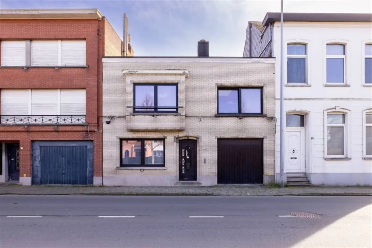 Huis te  koop in Herentals 2200 419000.00€ 6 slaapkamers m² - Zoekertje 793951