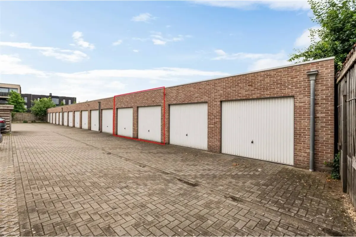 Box te  koop in Minderhout 2322 24900.00€  slaapkamers m² - Zoekertje 799755