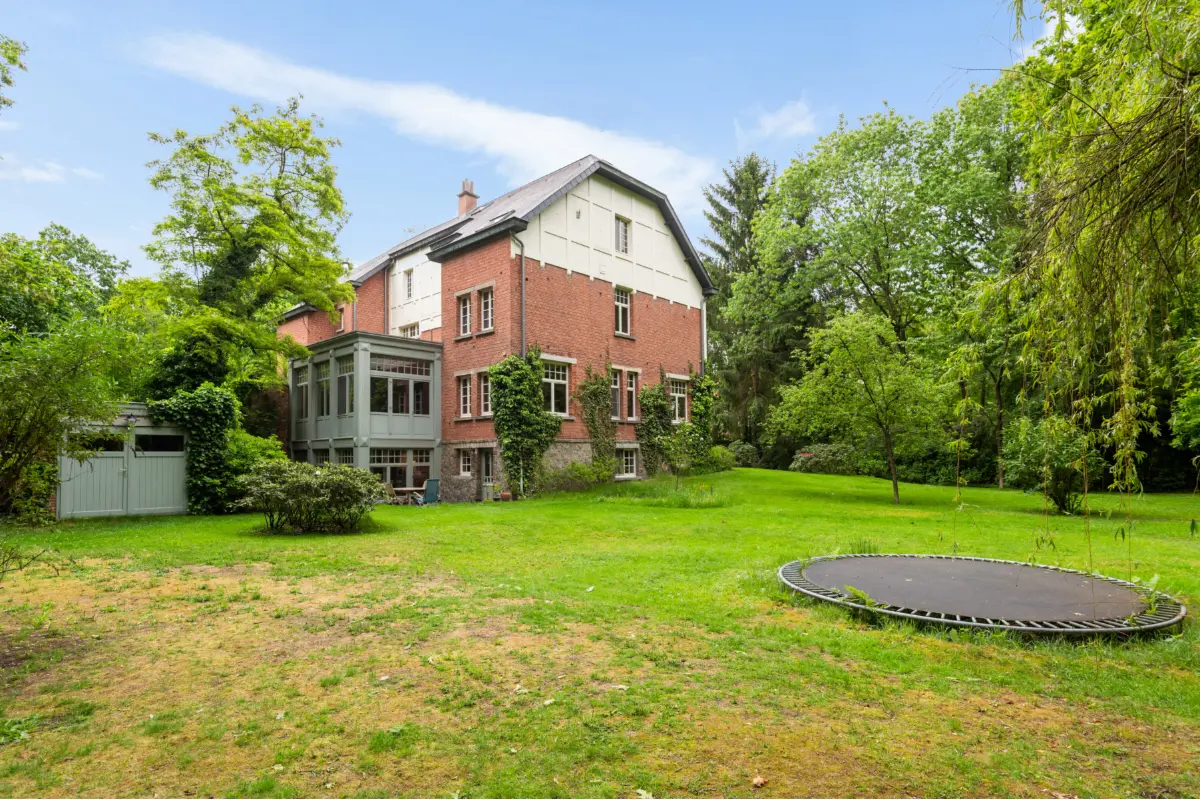 Huis te  koop in Brasschaat 2930 1175000.00€ 7 slaapkamers 497.00m² - Zoekertje 800255