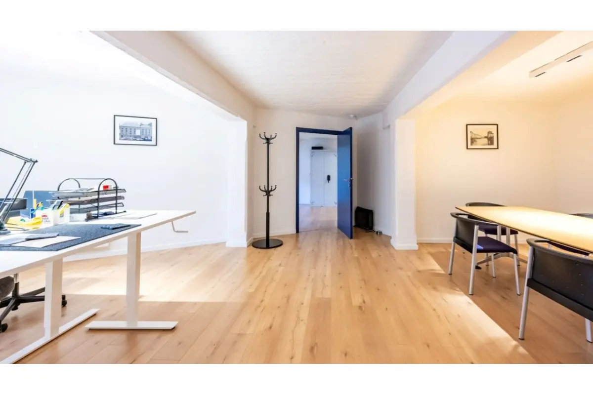 Handelszaak te  huur in Antwerpen 2000 843.33€  slaapkamers m² - Zoekertje 804158
