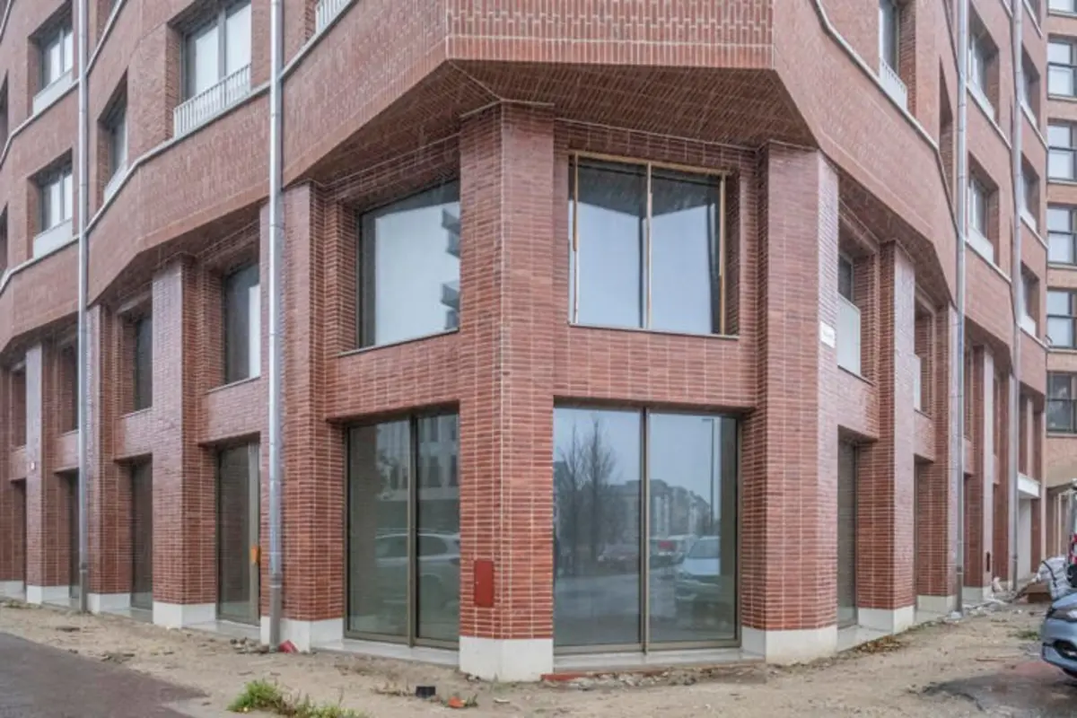 Handelszaak te  koop in Antwerpen 2000 738850.00€  slaapkamers m² - Zoekertje 804737