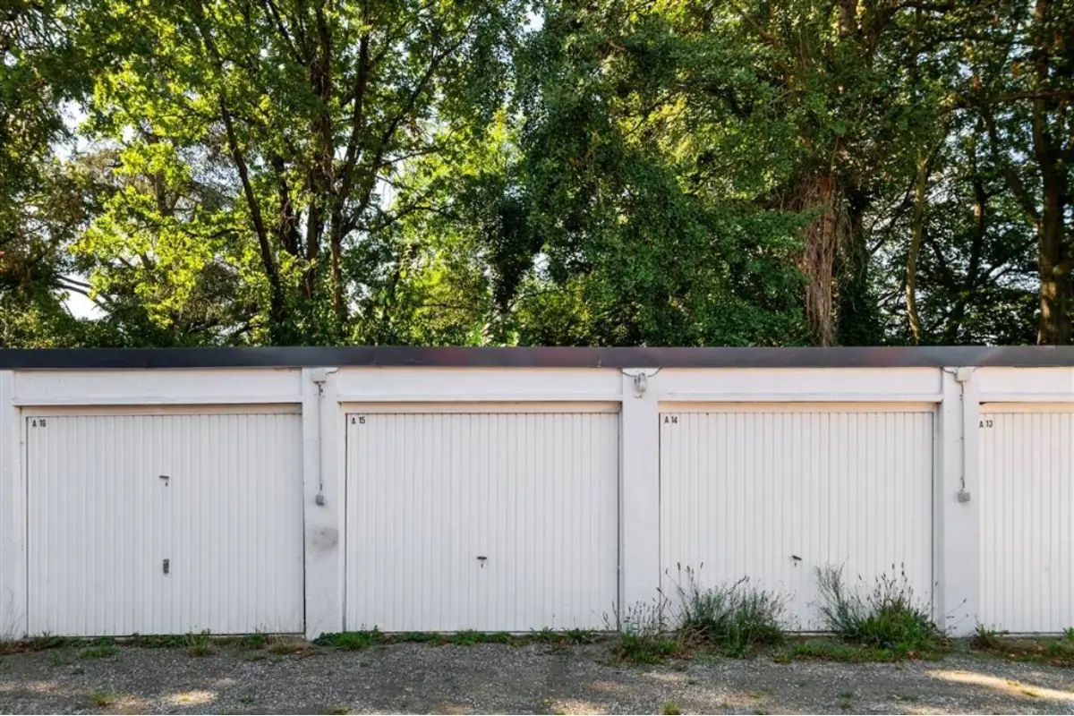 Box te  koop in Mechelen 2800 30000.00€  slaapkamers m² - Zoekertje 806245