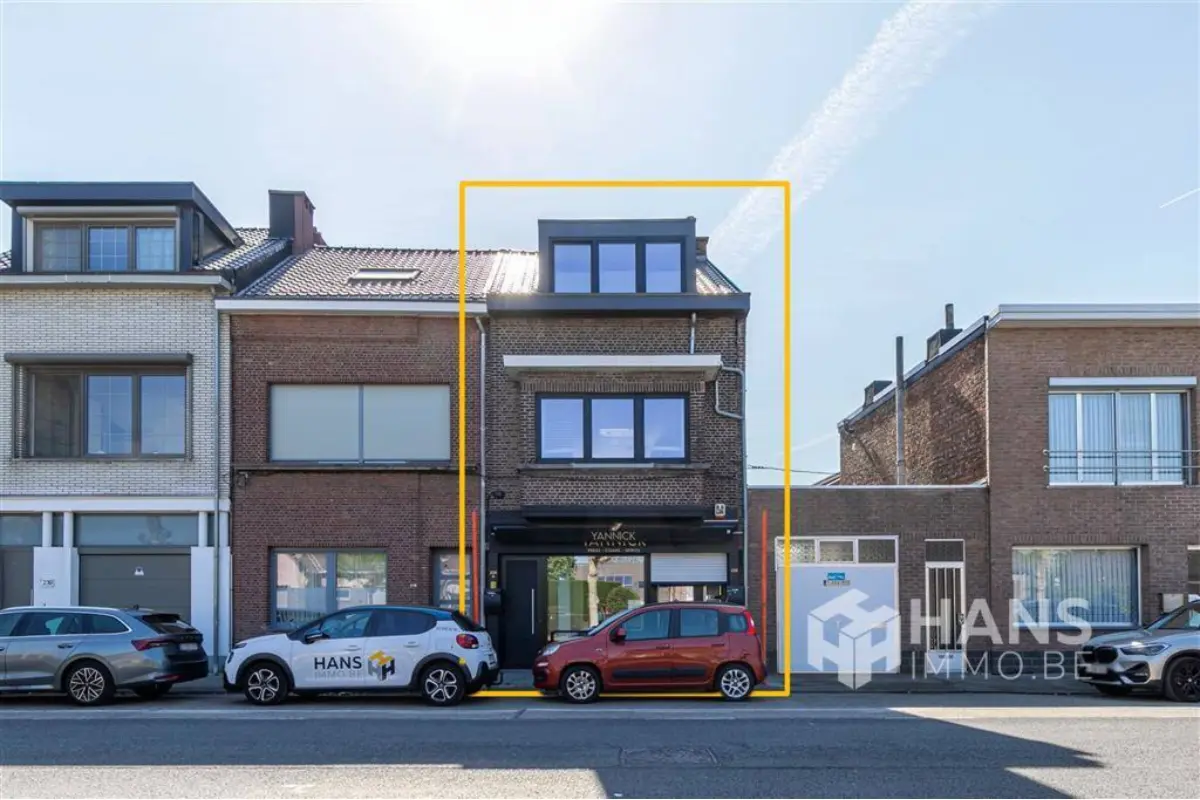 Handelszaak te  koop in Boom 2850 320000.00€ 2 slaapkamers 75.00m² - Zoekertje 807461
