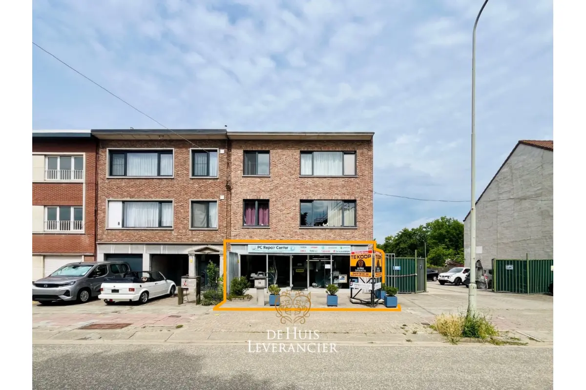 Handelszaak te  koop in Edegem 2650 359000.00€  slaapkamers 184.00m² - Zoekertje 807896
