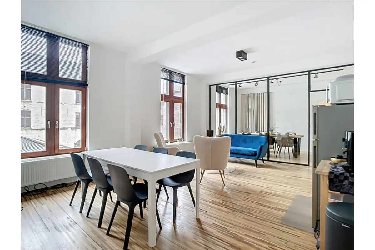 Handelszaak te  huur in Antwerpen 2000 1462.50€  slaapkamers m² - Zoekertje 809096