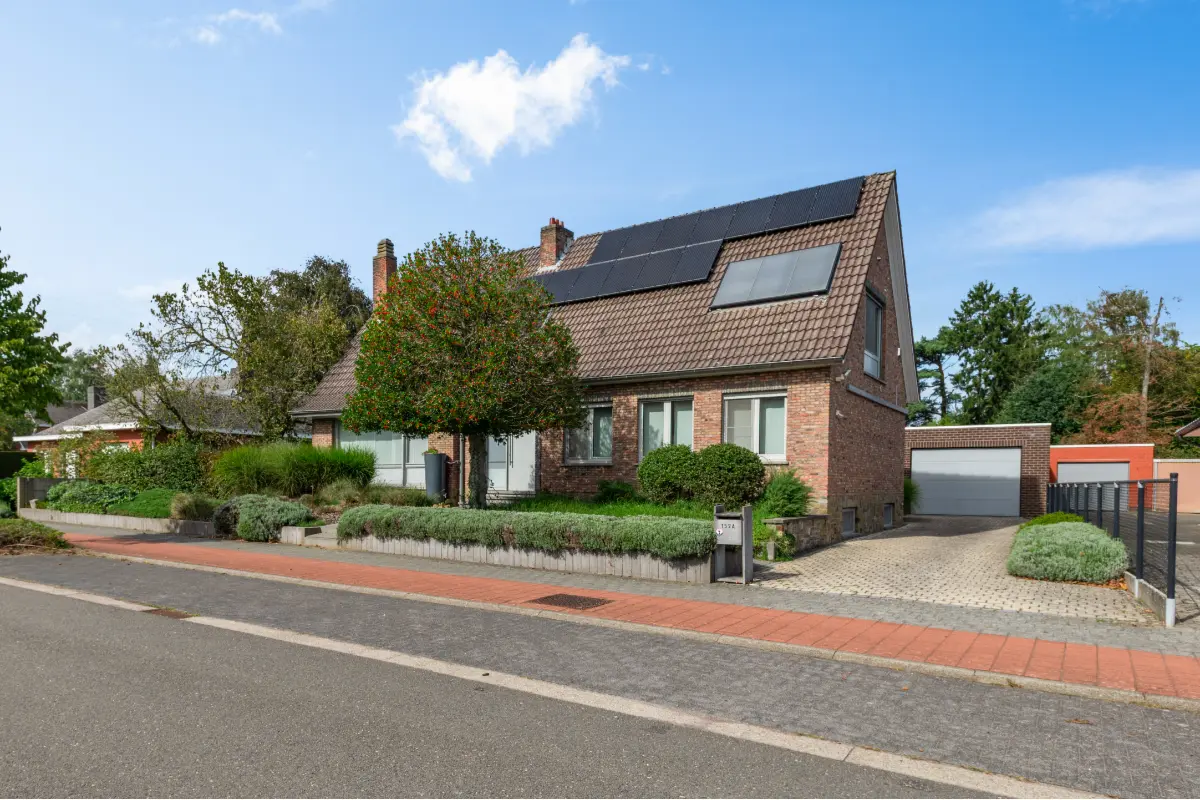 Villa te  koop in Wijnegem 2110 675000.00€ 4 slaapkamers 230.00m² - Zoekertje 814226