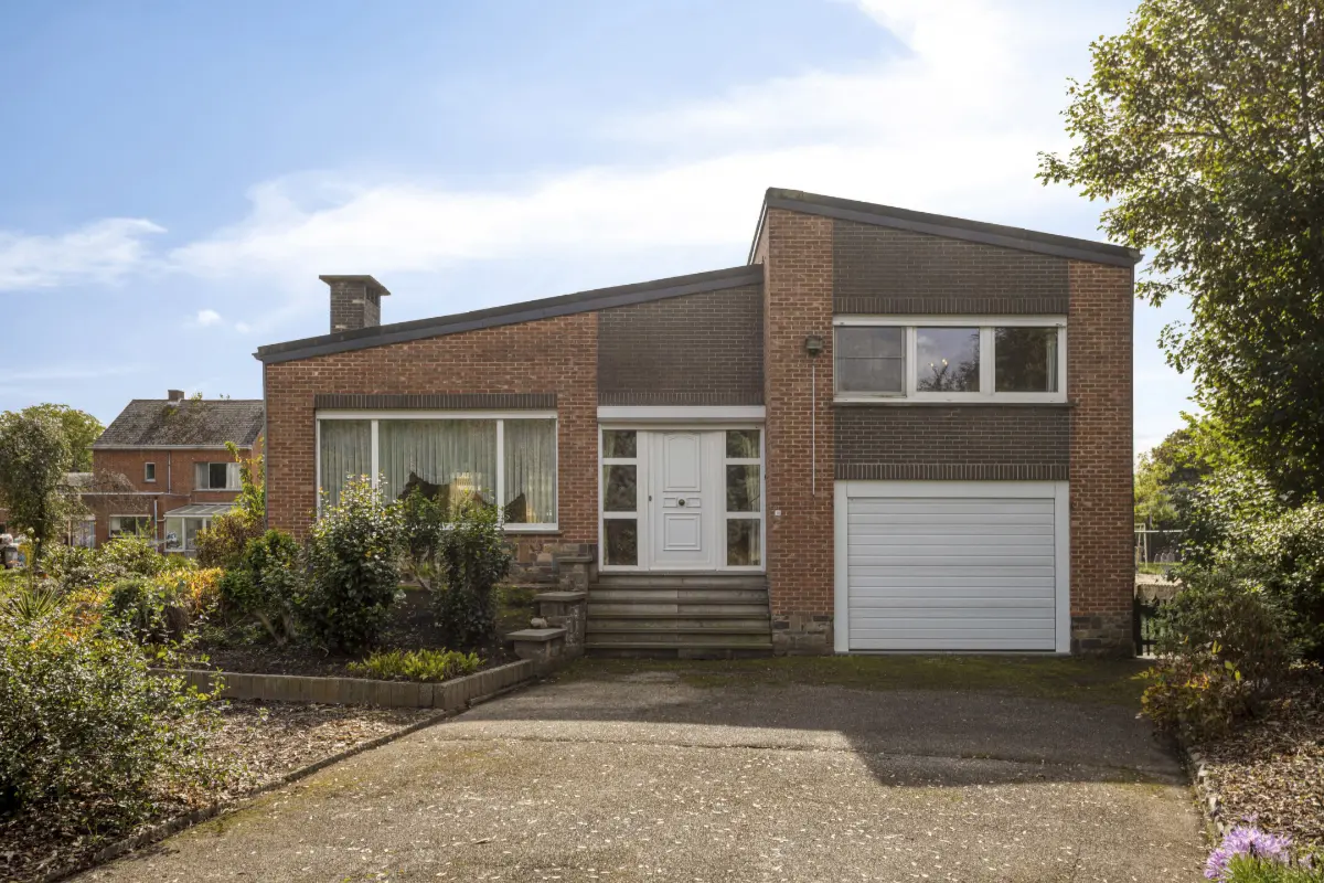 Huis te  koop in Oevel 2260 339000.00€ 3 slaapkamers 230.00m² - Zoekertje 815420