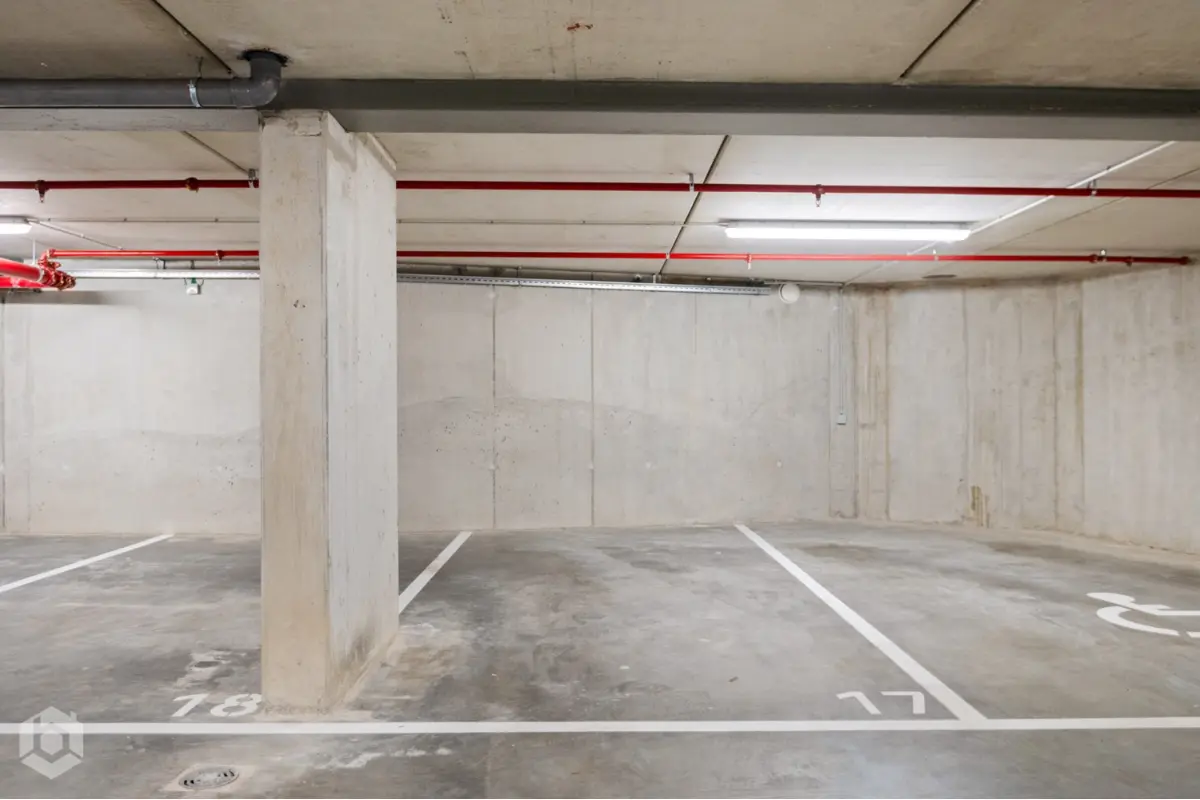 Box te  koop in Mechelen 2800 35000.00€  slaapkamers m² - Zoekertje 817042