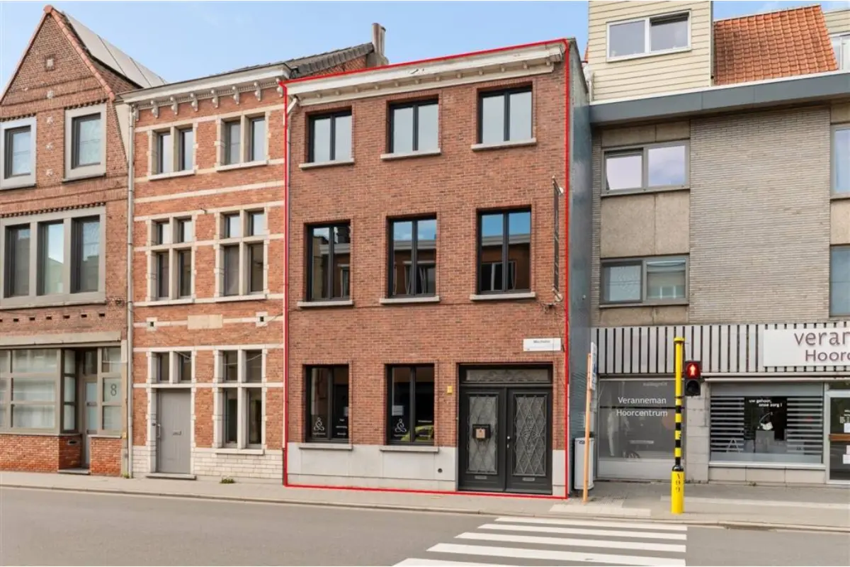 Huis te  koop in Lier 2500 825000.00€ 3 slaapkamers 342.00m² - Zoekertje 817431