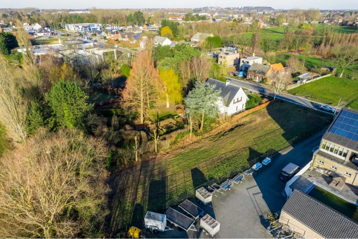 Grond te  koop in Heist-op-den-Berg 2220 175000.00€  slaapkamers m² - Zoekertje 820740