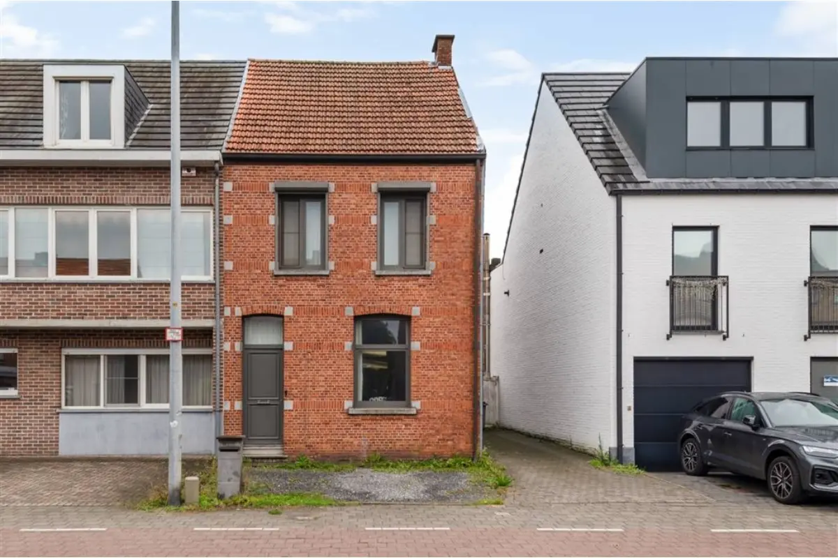 Huis te  koop in Oud-Turnhout 2360 264000.00€ 3 slaapkamers 163.00m² - Zoekertje 820757