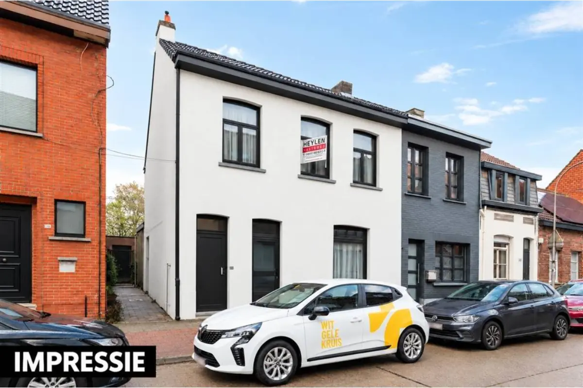 Huis te  koop in Brasschaat 2930 399000.00€ 3 slaapkamers 172.00m² - Zoekertje 821084