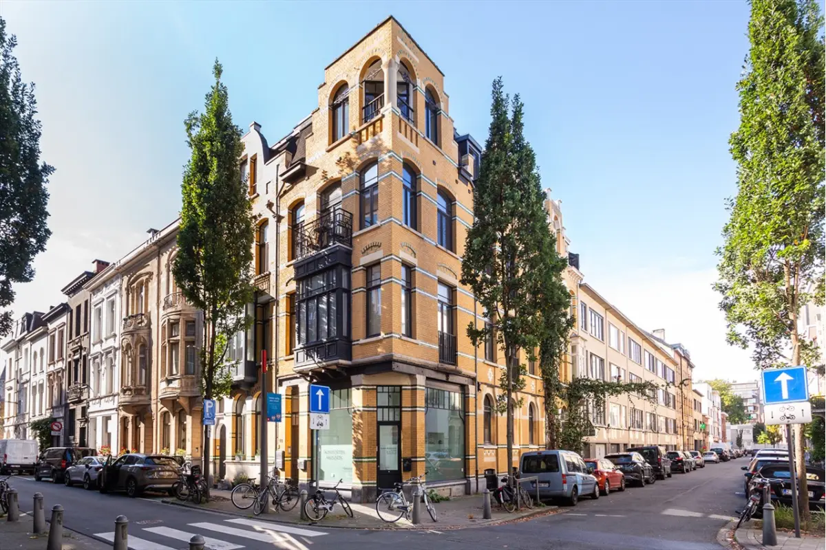 Handelszaak te  koop in Antwerpen 2018 285000.00€  slaapkamers m² - Zoekertje 821208