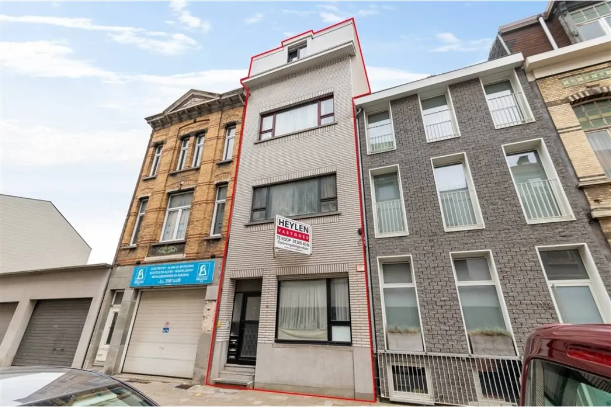 Huis te  koop in Antwerpen 2060 474000.00€ 4 slaapkamers m² - Zoekertje 824394
