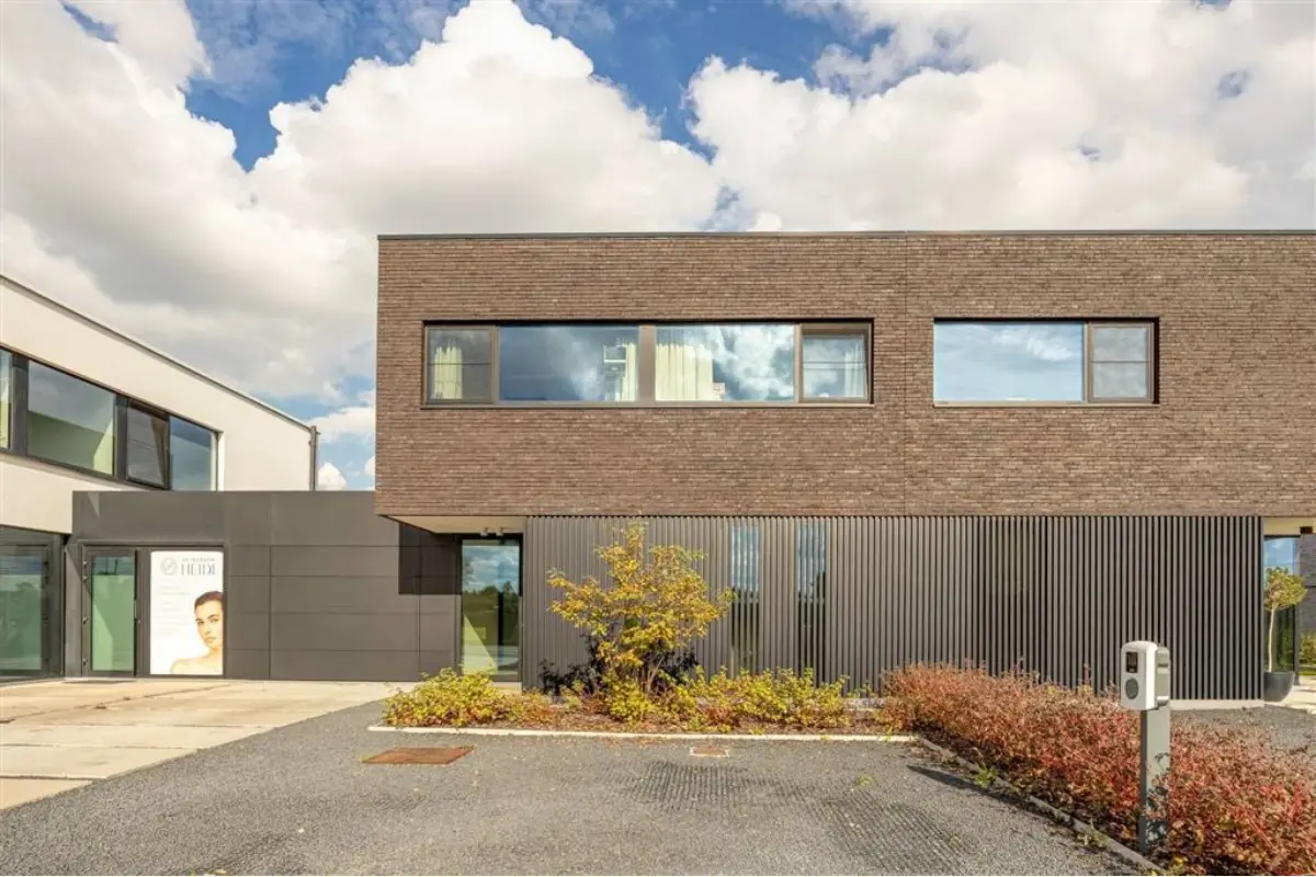 Huis te  koop in Lier 2500 1049000.00€ 3 slaapkamers 245.00m² - Zoekertje 825561