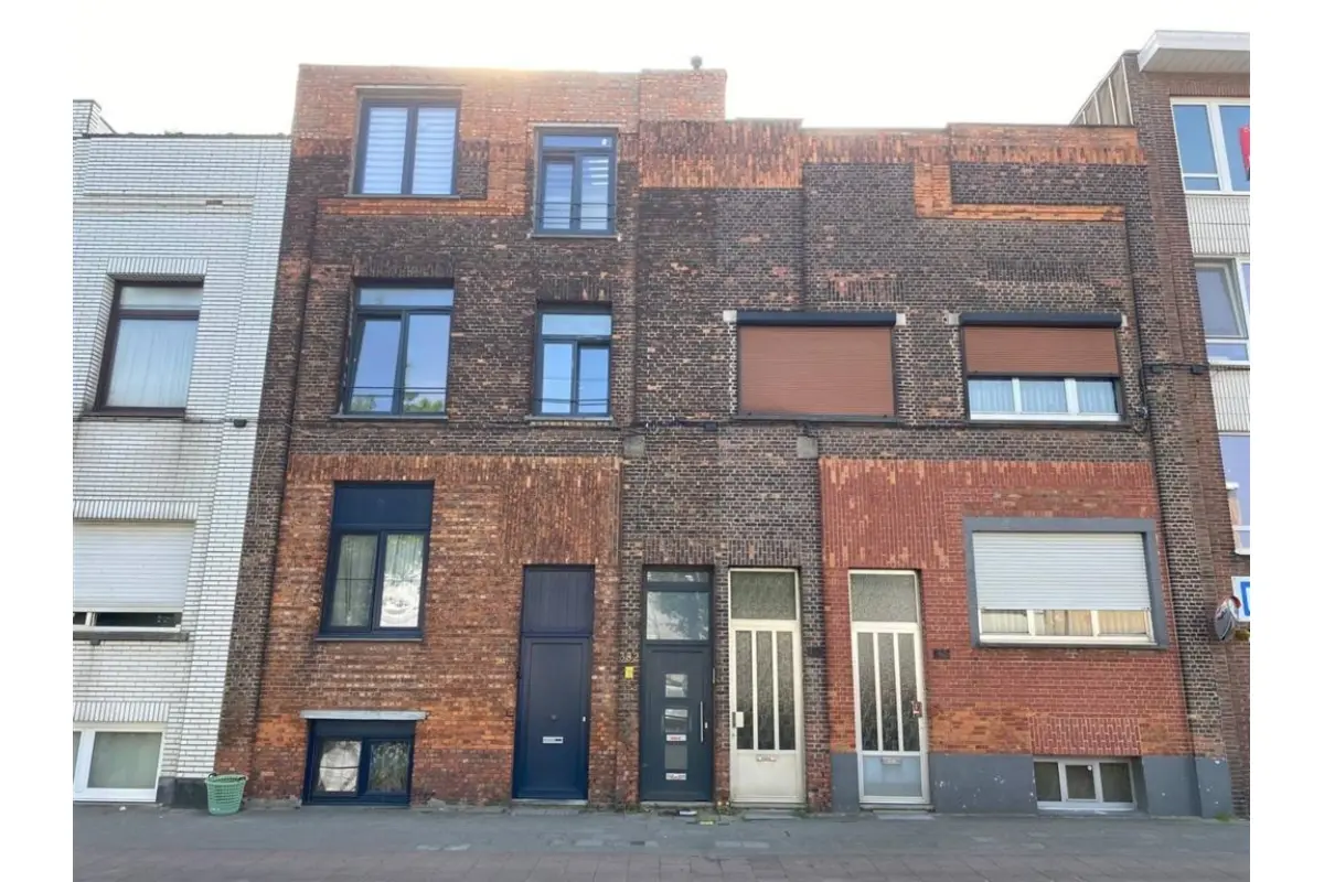 Appartement te  huur in Deurne 2100 850.00€ 2 slaapkamers 62.00m² - Zoekertje 826813