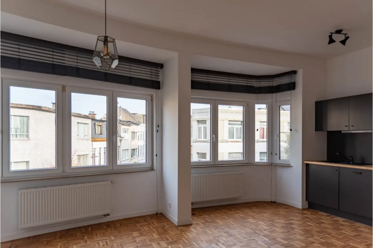 Appartement te  huur in Borgerhout 2140 870.00€ 1 slaapkamers 53.00m² - Zoekertje 828235